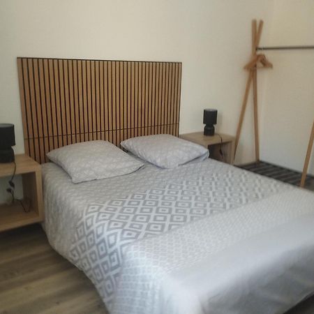 Les Oliviers Apartment Carpentras ภายนอก รูปภาพ