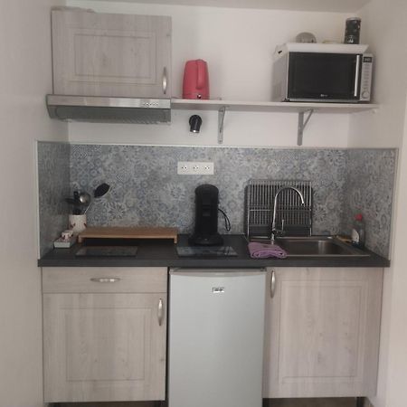 Les Oliviers Apartment Carpentras ภายนอก รูปภาพ